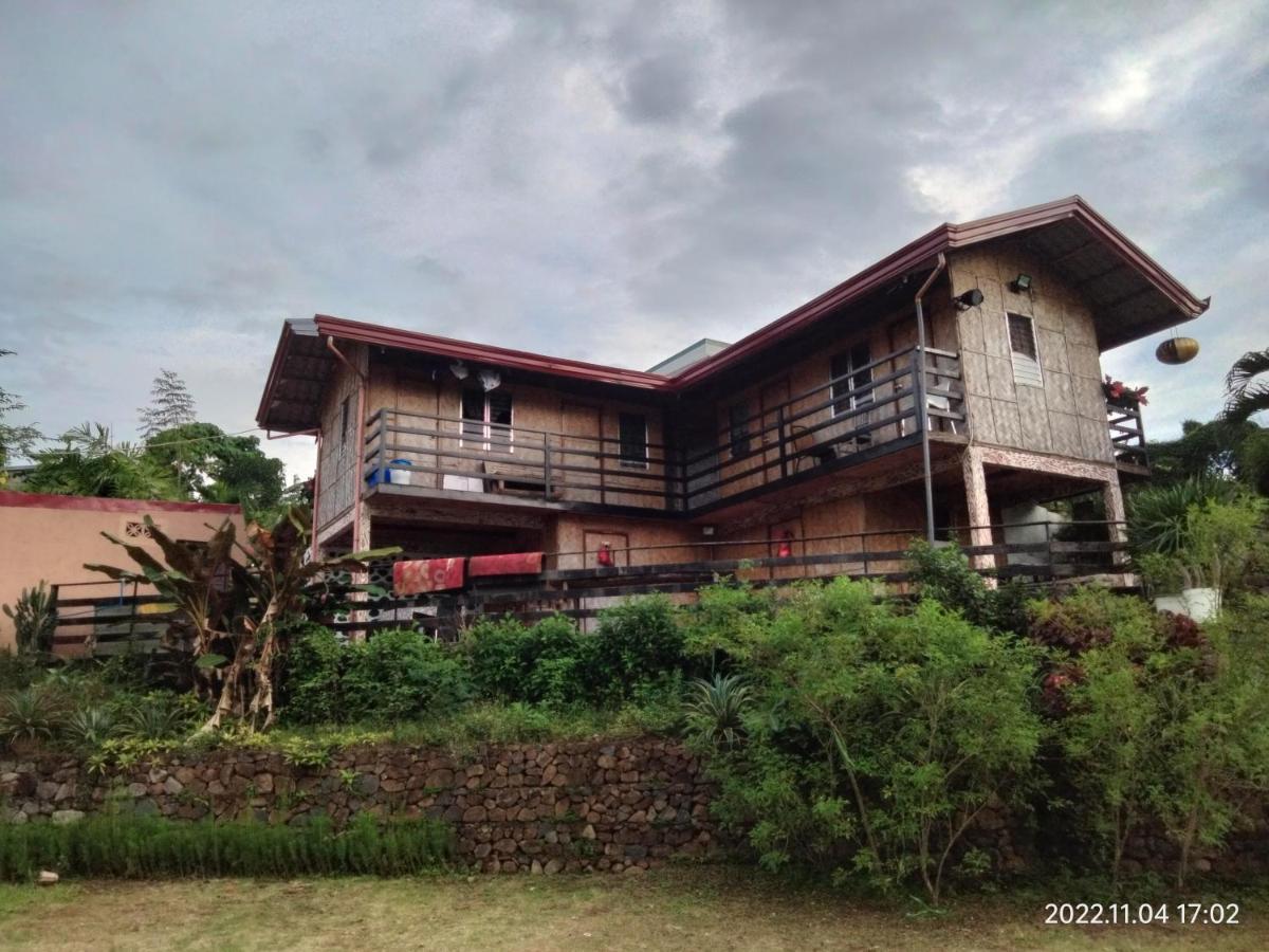Отель Casa De Robles Tanay Rizal Экстерьер фото