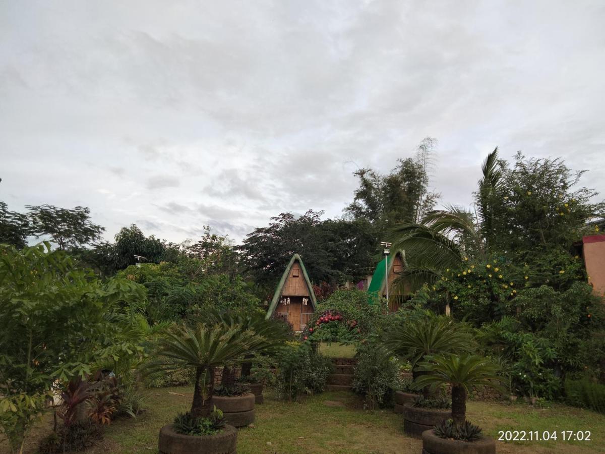 Отель Casa De Robles Tanay Rizal Экстерьер фото