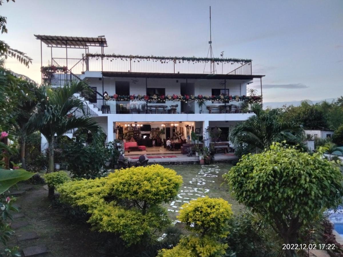 Отель Casa De Robles Tanay Rizal Экстерьер фото