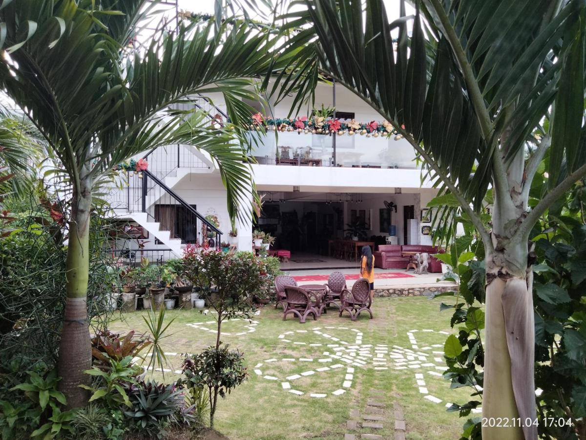 Отель Casa De Robles Tanay Rizal Экстерьер фото